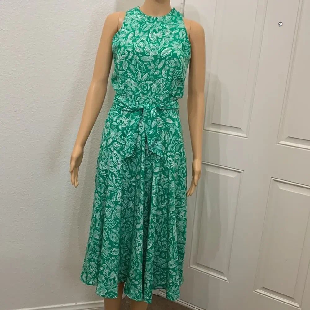 Silk Studio For Petites Size 4 💯% Silk Scoop Neck Sleeveless Green White Belted - Picture 2 of 13